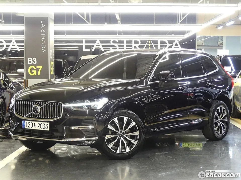 Volvo XC60 B5 2022 — миниатюра 3