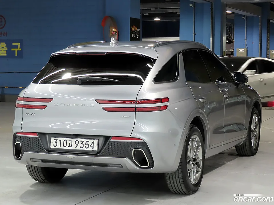 Genesis GV70 2.5T AWD 2022 — миниатюра 4