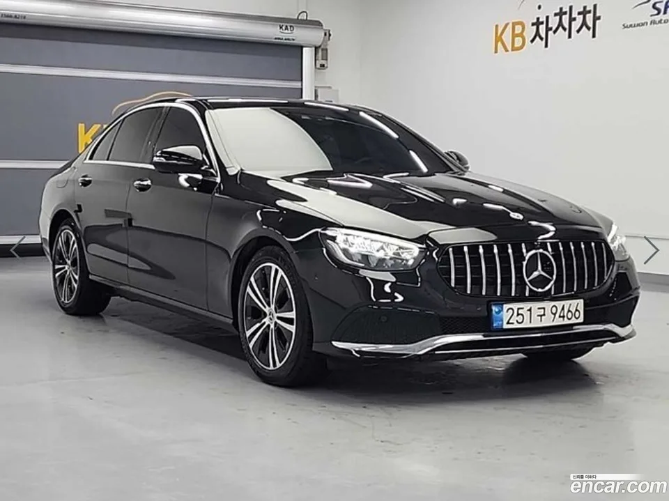 Mercedes-Benz E-Class E250 2022 — миниатюра 4