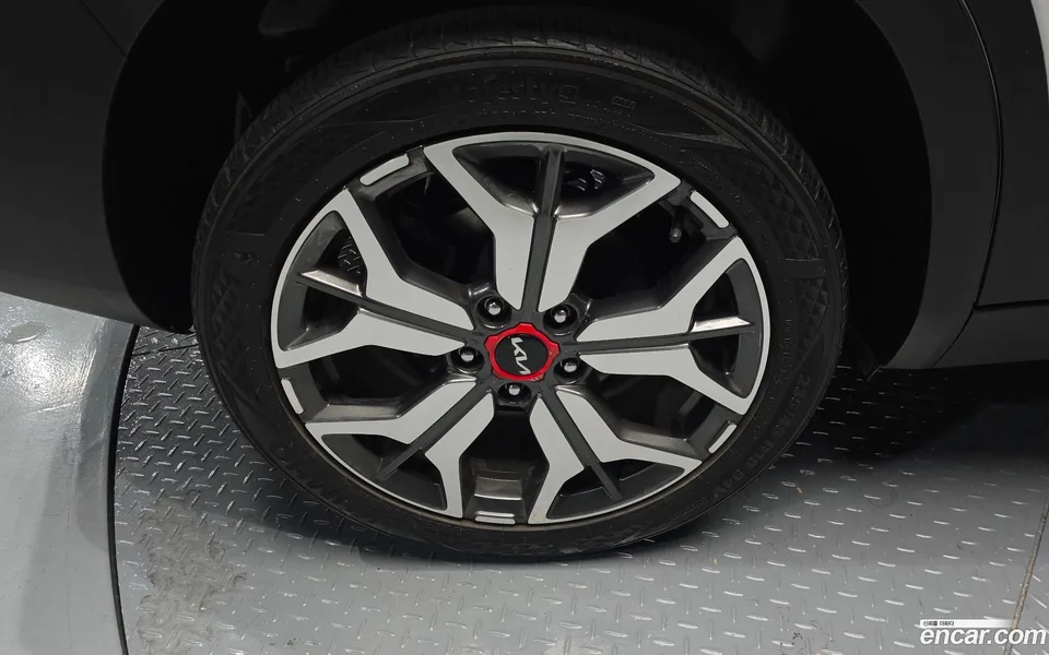 Kia Seltos 1.6 2WD 2022 — миниатюра 2