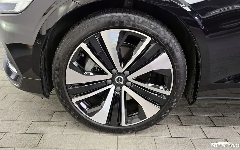 Volvo S60 B5 2023 — миниатюра 5