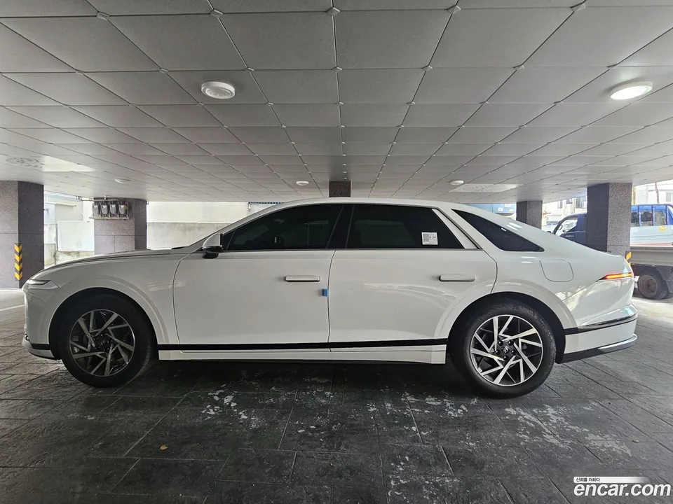 Hyundai Grandeur 2.5 2WD 2025 — миниатюра 2