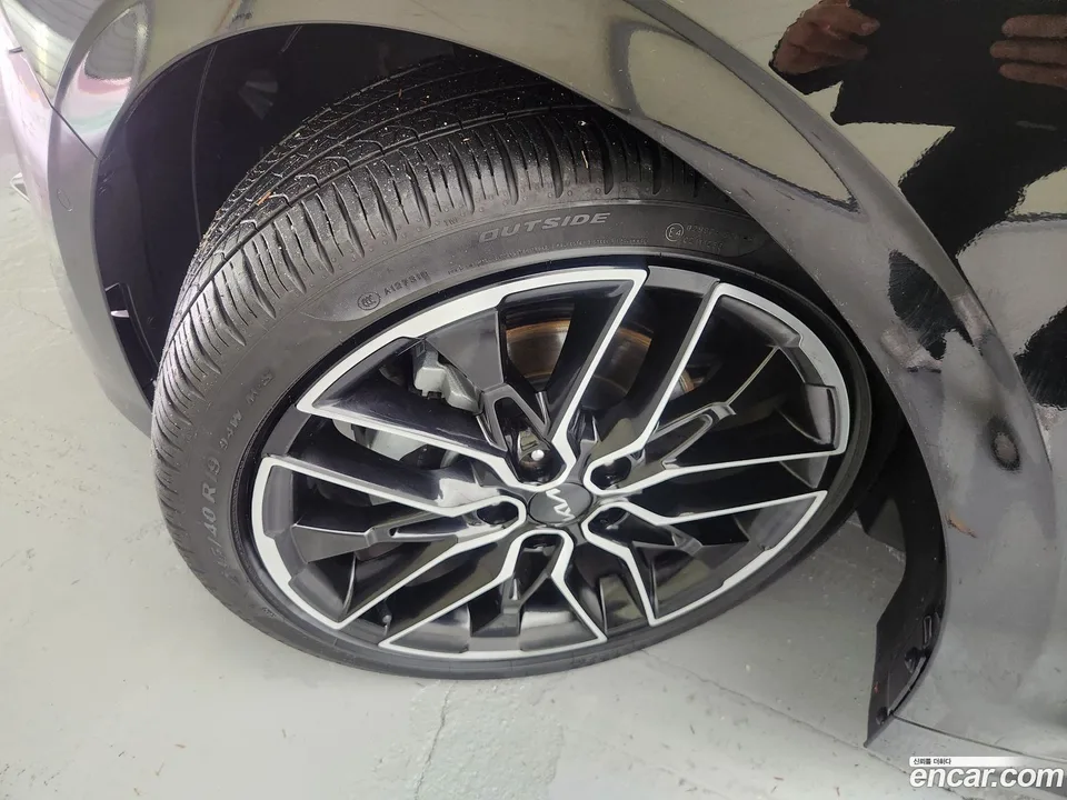 Kia K5 1.6 2023 — thumbnail 2