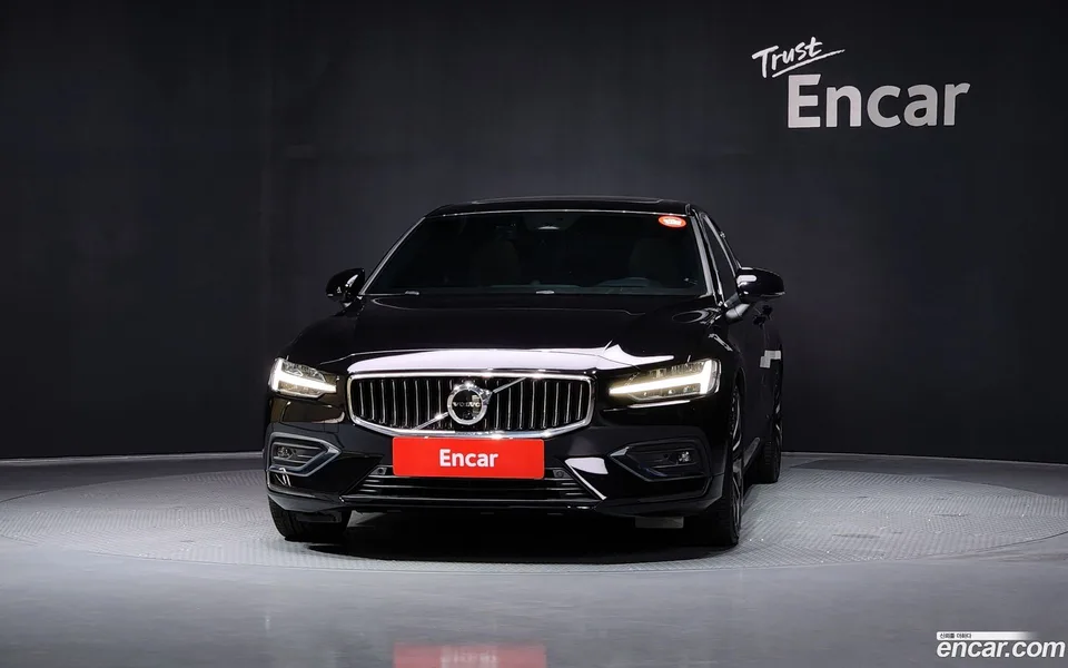 Volvo S60 B5 2023 — миниатюра 3