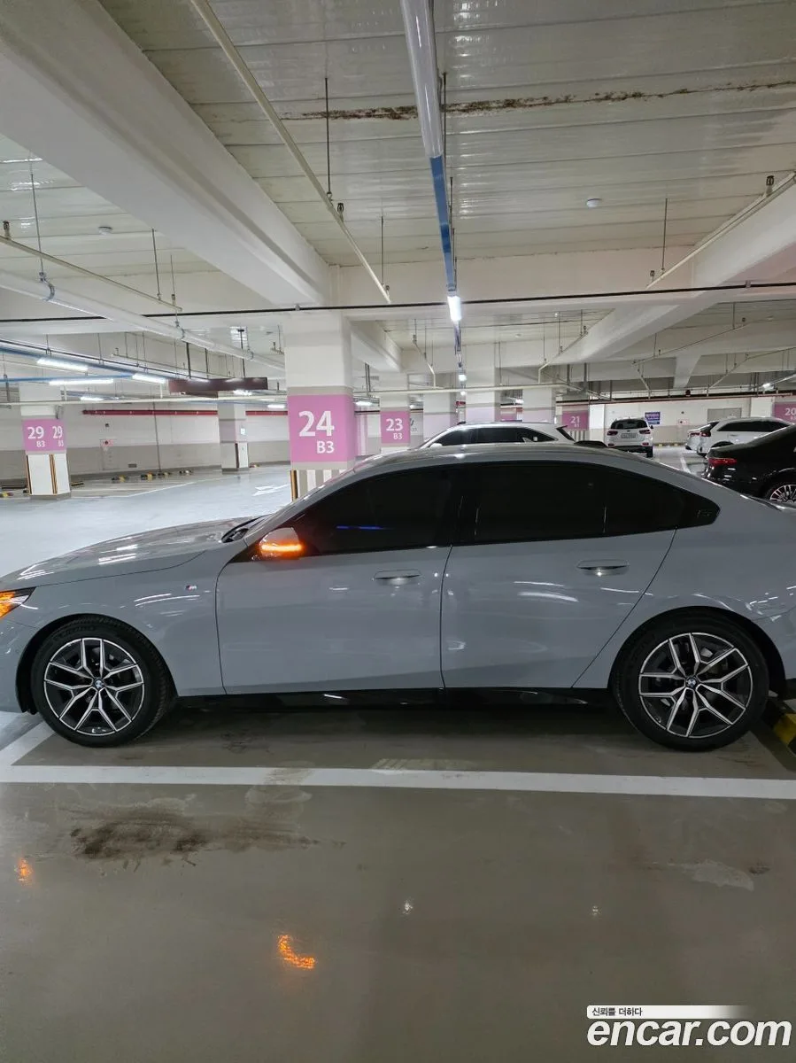 BMW 5 Series 520i M 2025 — миниатюра 4