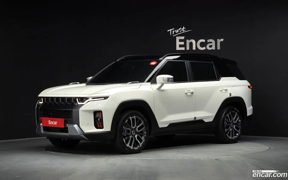 KG Mobility Torres 1.5 2WD 2023 — фото 1, купить с доставкой в Москву