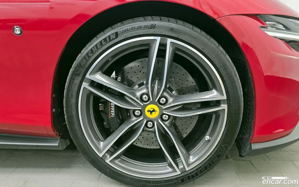 Ferrari Roma 3.9 2023 — миниатюра 2