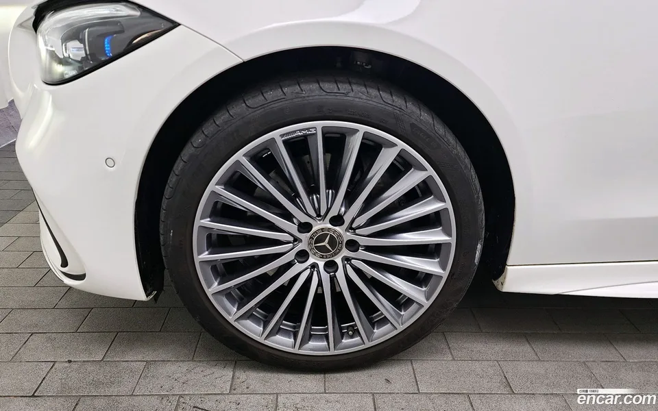 Mercedes-Benz C-Class C300 AMG Line 2022 — миниатюра 2