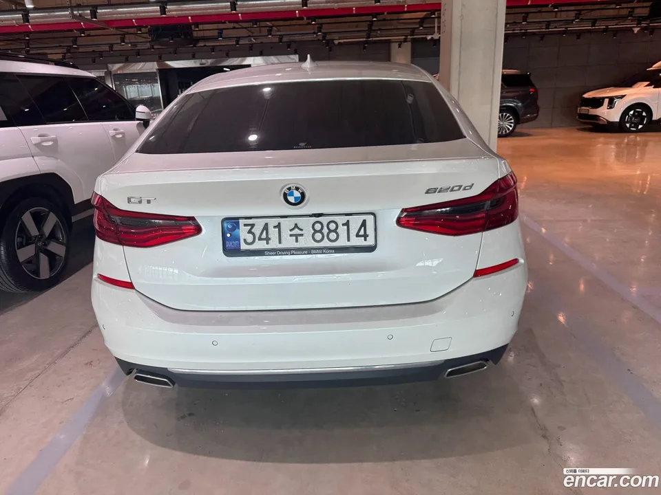 BMW 6 Series GT 620d 2023 — миниатюра 4