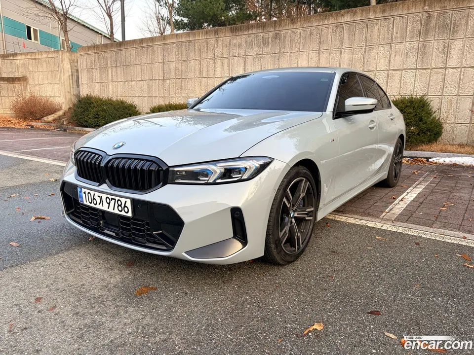 BMW 3 Series 320i M 2024 — фото 1, купить с доставкой в Москву