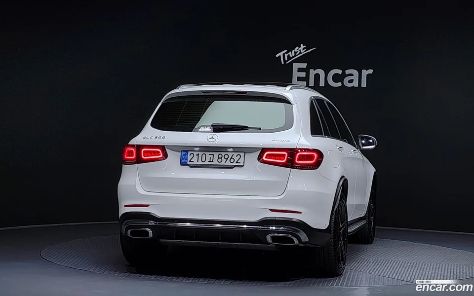 Mercedes-Benz GLC-Class GLC300 4MATIC 2022 — миниатюра 4