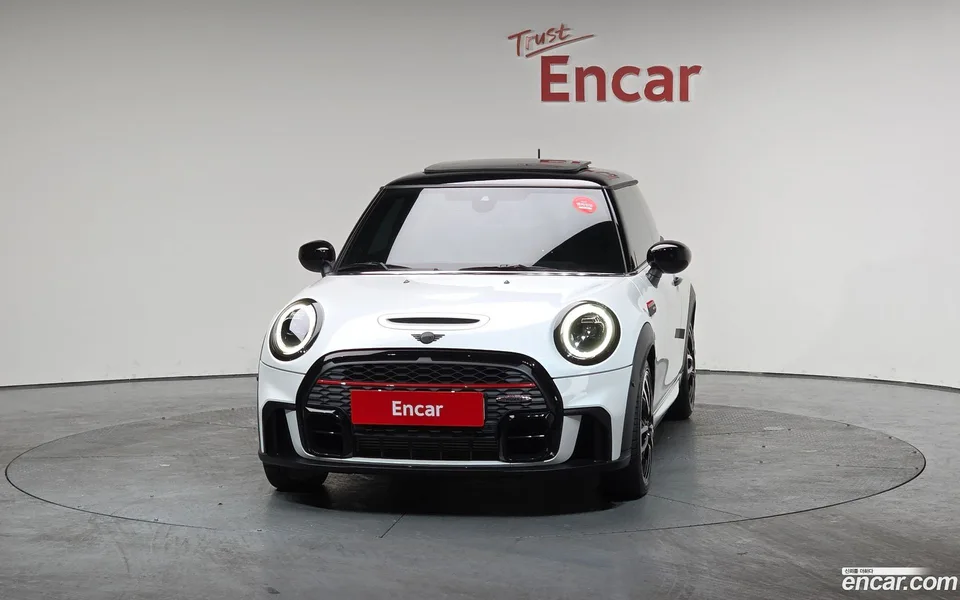MINI Cooper S JCW 2024 — миниатюра 3