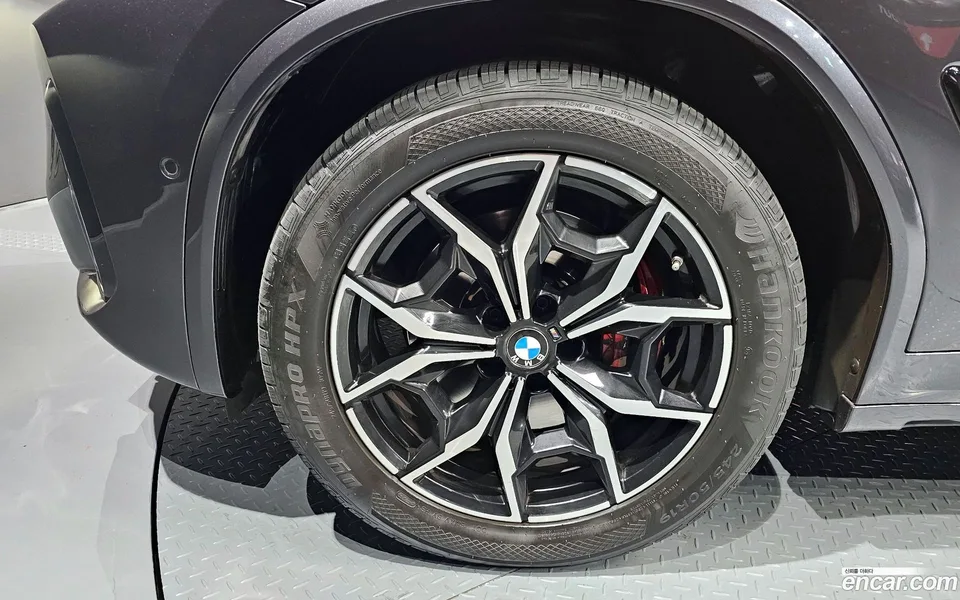BMW X4 xDrive 20d M 2022 — миниатюра 2