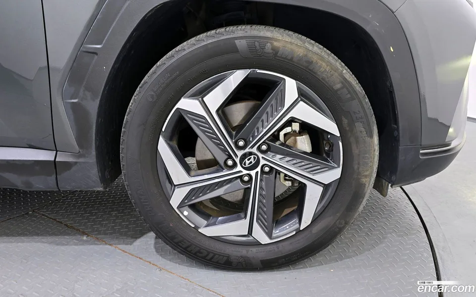 Hyundai Tucson 1.6 2WD 2022 — миниатюра 2