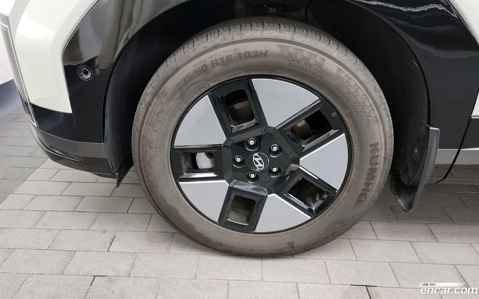 Hyundai SantaFe HEV 1.6 2WD 2023 — миниатюра 2