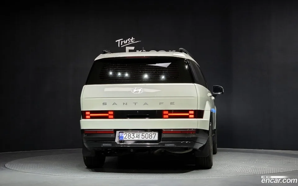 Hyundai SantaFe HEV 1.6 2WD 2023 — миниатюра 4