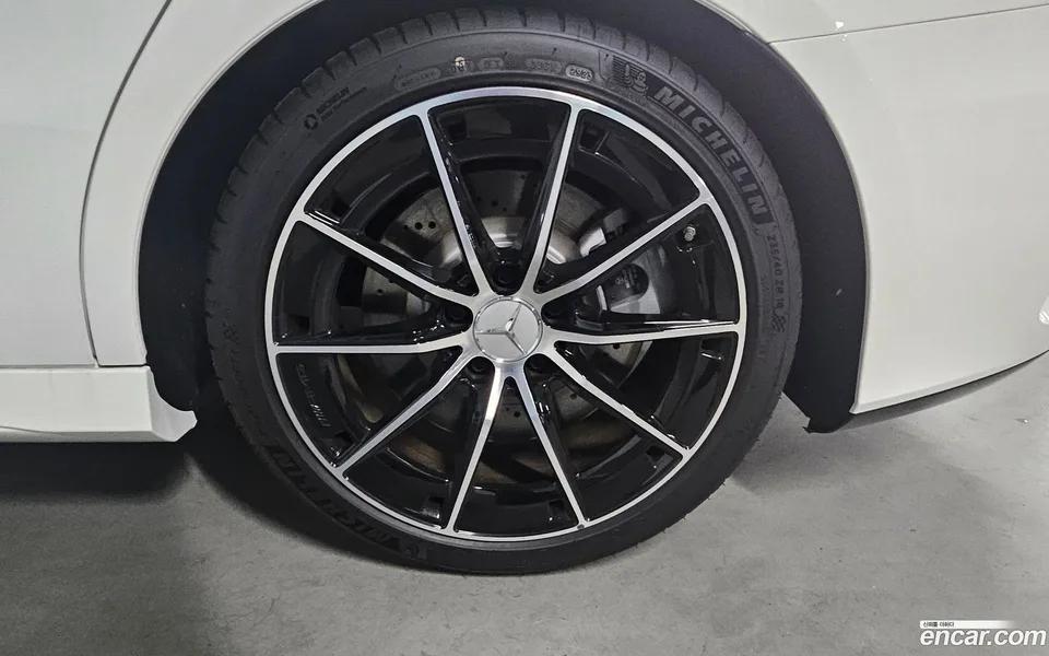 Mercedes-Benz A-Class AMG A35 S AMG 4MATIC 2024 — миниатюра 5