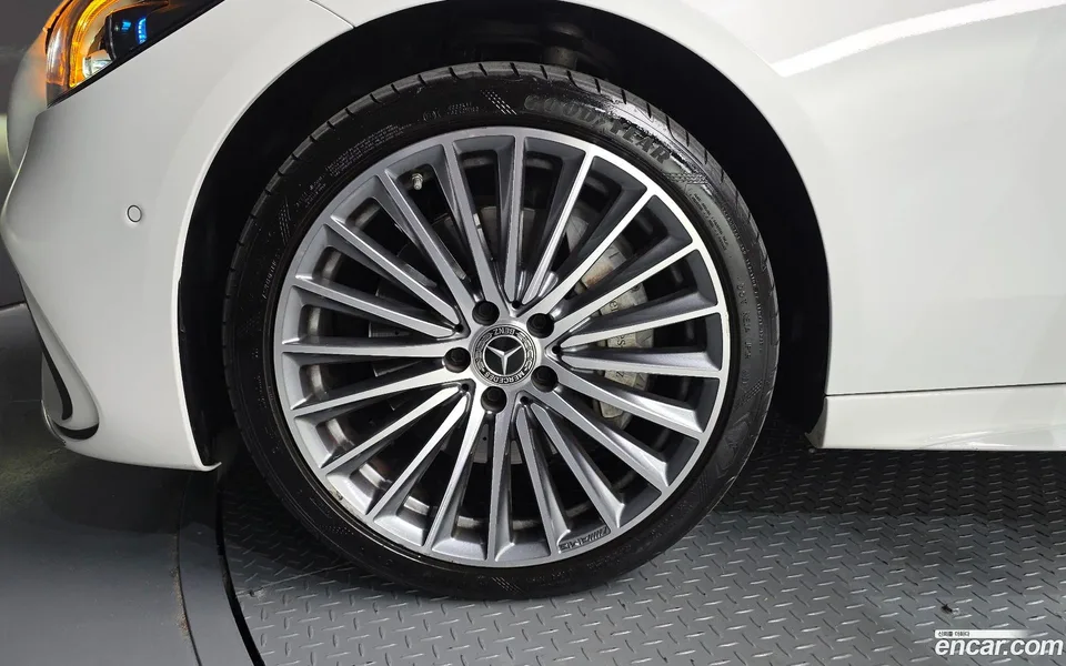 Mercedes-Benz C-Class C300 AMG Line 2022 — миниатюра 5