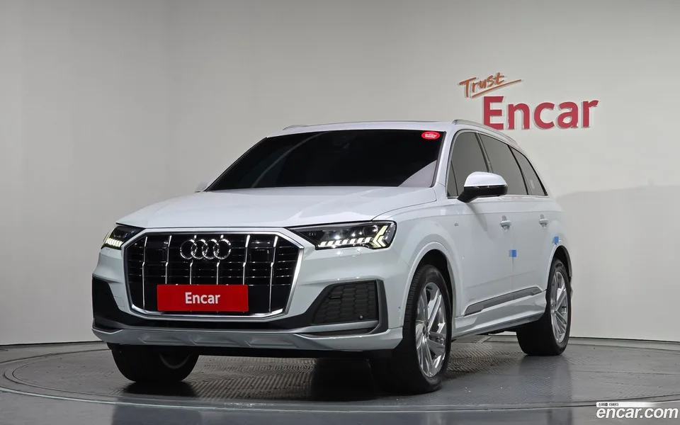 Audi Q7 (4M) 45 TDI 2022 — фото 1, купить с доставкой в Москву