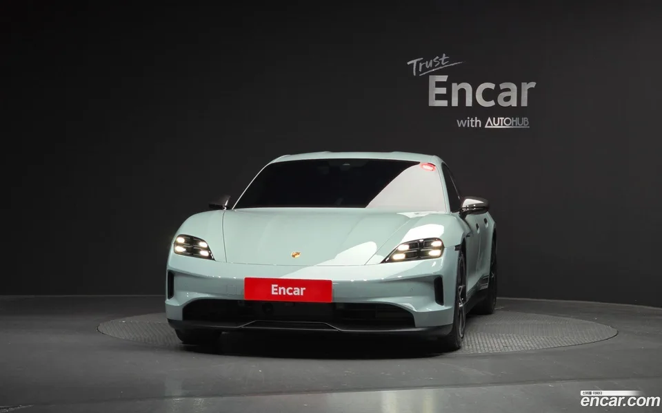 Porsche Taycan 4S 2024 — миниатюра 3