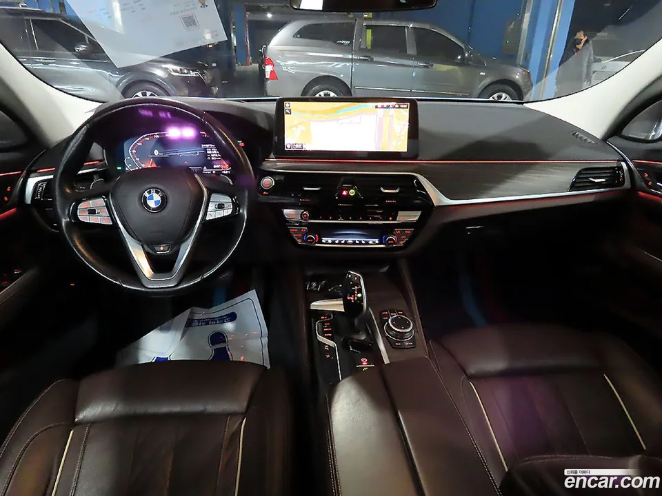 BMW 6 Series GT 630i xDrive 2022 — миниатюра 2