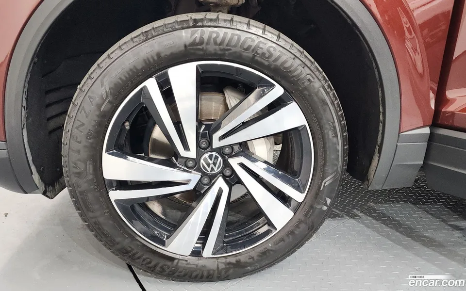 Volkswagen Touareg 3.0 TDI 2023 — миниатюра 5