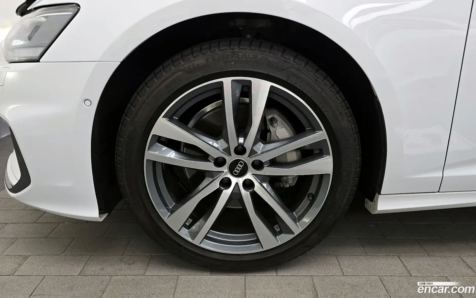 Audi A6 45 TFSI 2022 — thumbnail 2