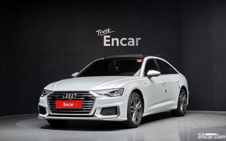 Audi A6 45 TFSI 2022 — photo 1, buy with delivery to Moscow