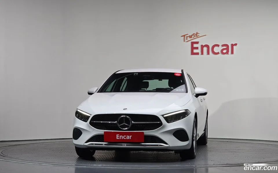 Mercedes-Benz A-Class A220 2025 — миниатюра 3