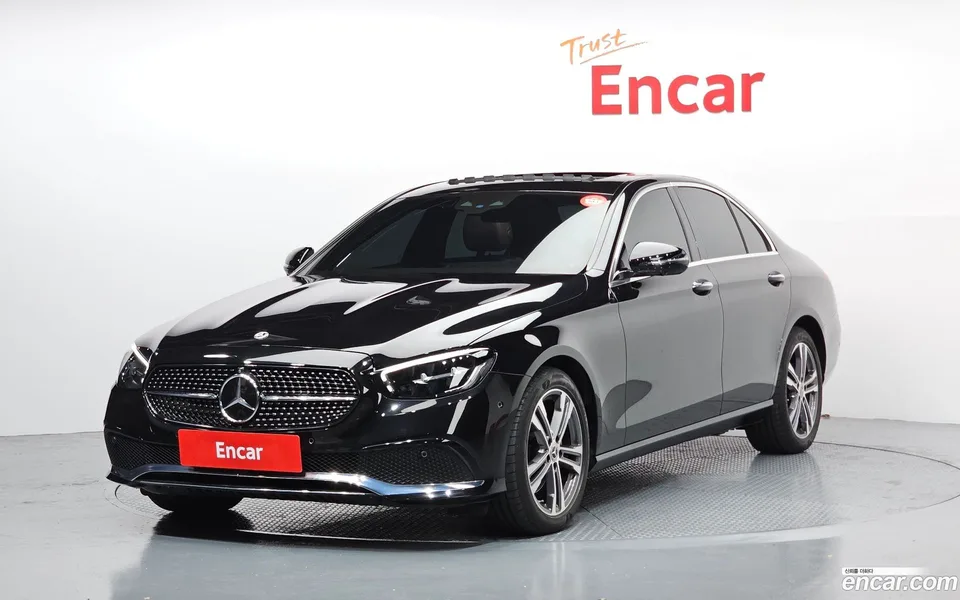 Mercedes-Benz E-Class E250 2023 — фото 1, купить с доставкой в Москву