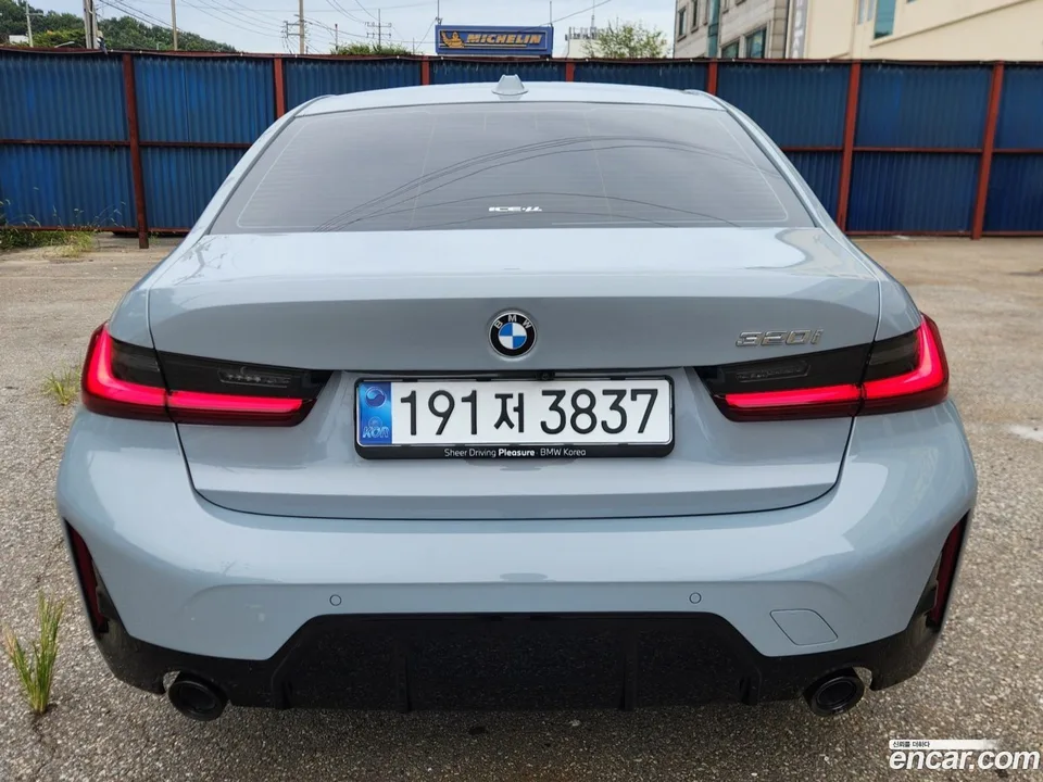 BMW 3 Series 320i M 2025 — миниатюра 4