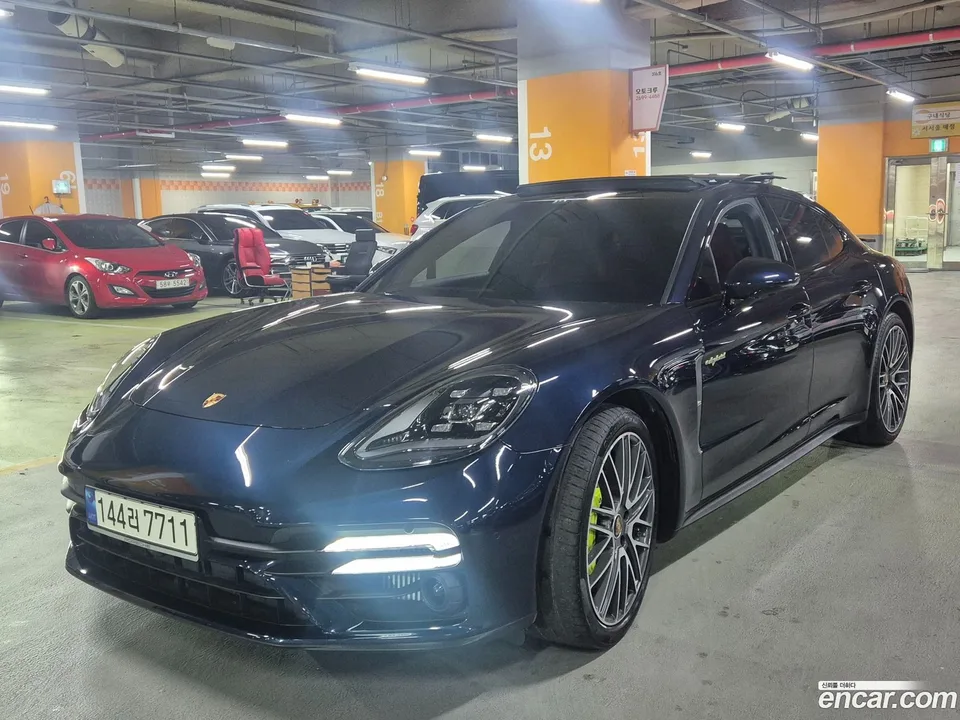 Porsche Panamera (971) 2.9 AWD E- 2023 — миниатюра 3