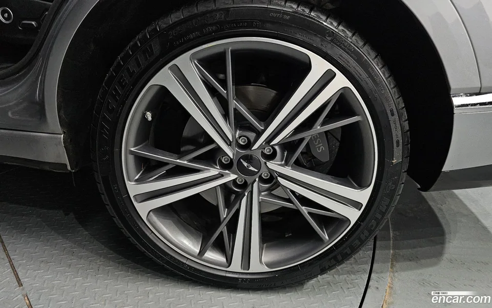 Genesis GV80 Coupe 2.5T AWD 2024 — миниатюра 2