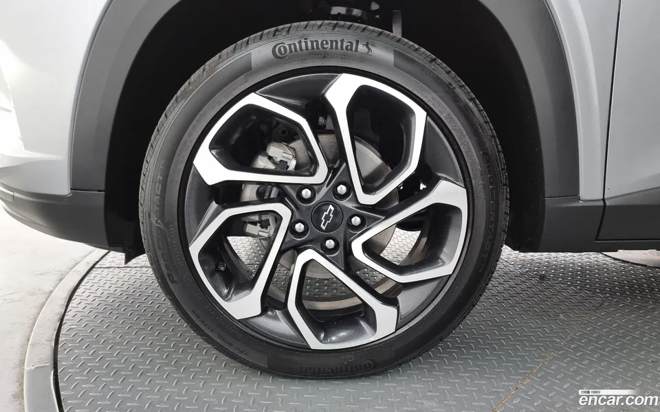 Chevrolet Trax Crossover 1.2 RS 2024 — миниатюра 2