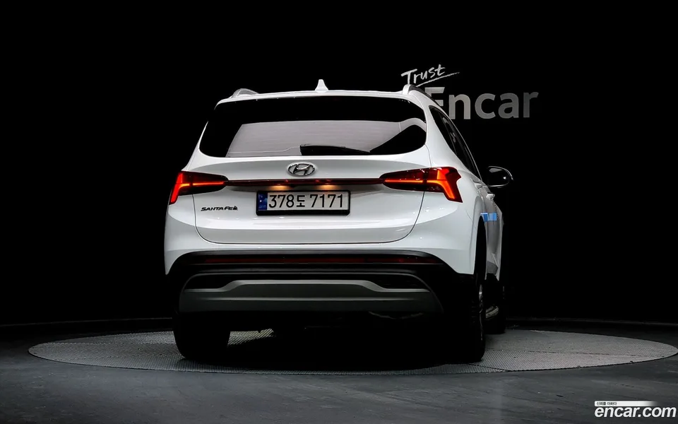Hyundai SantaFe 2.5T 2WD 2023 — миниатюра 4