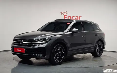 Volkswagen Touareg 2024 купить в Москве