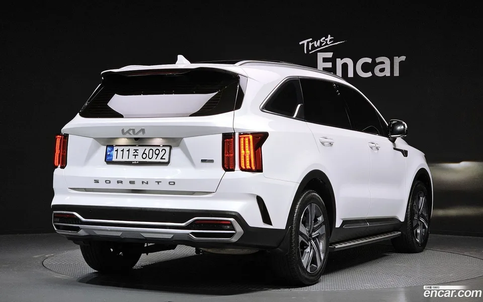 Kia Sorento HEV 1.6 2WD 2022 — миниатюра 2