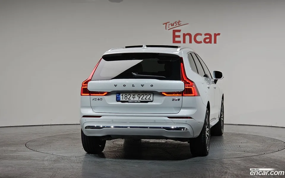 Volvo XC60 B5 2023 — миниатюра 4