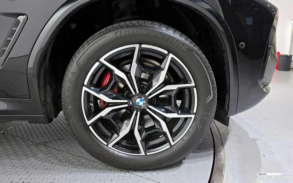 BMW X3 xDrive 20i M 2022 — миниатюра 2