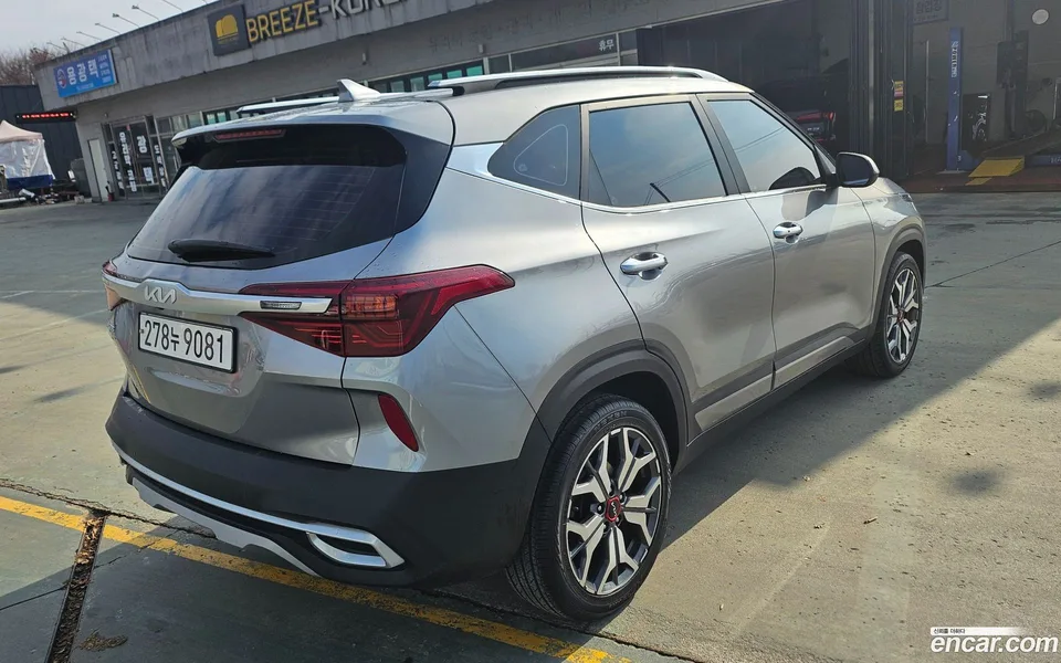 Kia Seltos 1.6 2WD 2022 — миниатюра 3