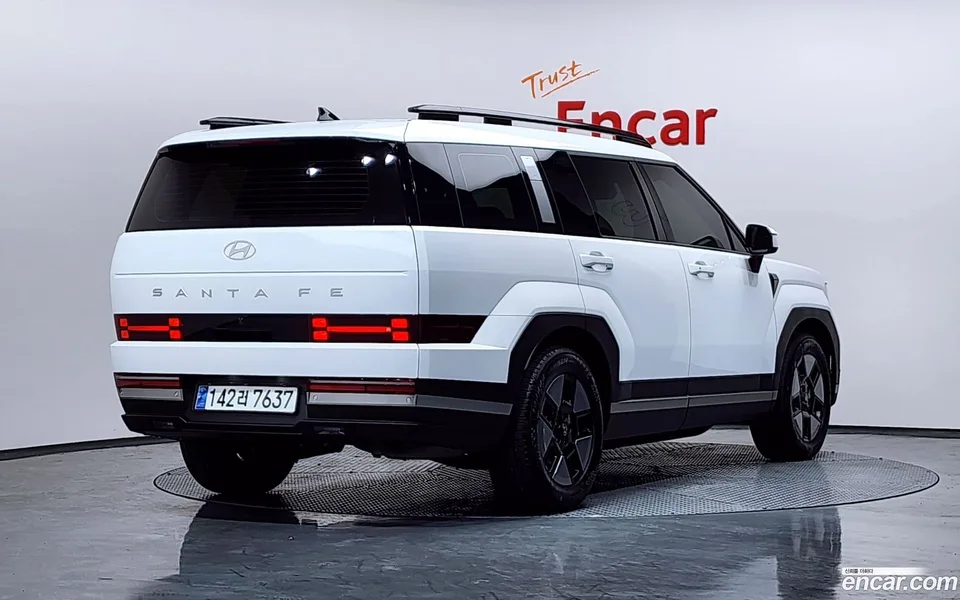 Hyundai SantaFe HEV 1.6 2WD 2023 — миниатюра 2