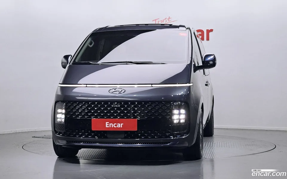 Hyundai Staria 9 2023 — миниатюра 3