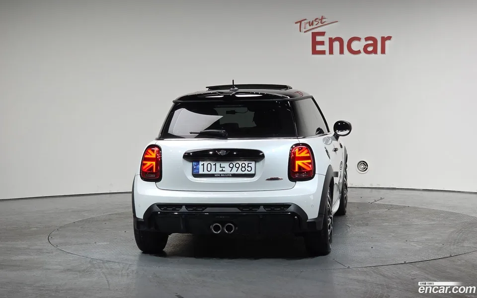 MINI Cooper S JCW 2024 — миниатюра 4