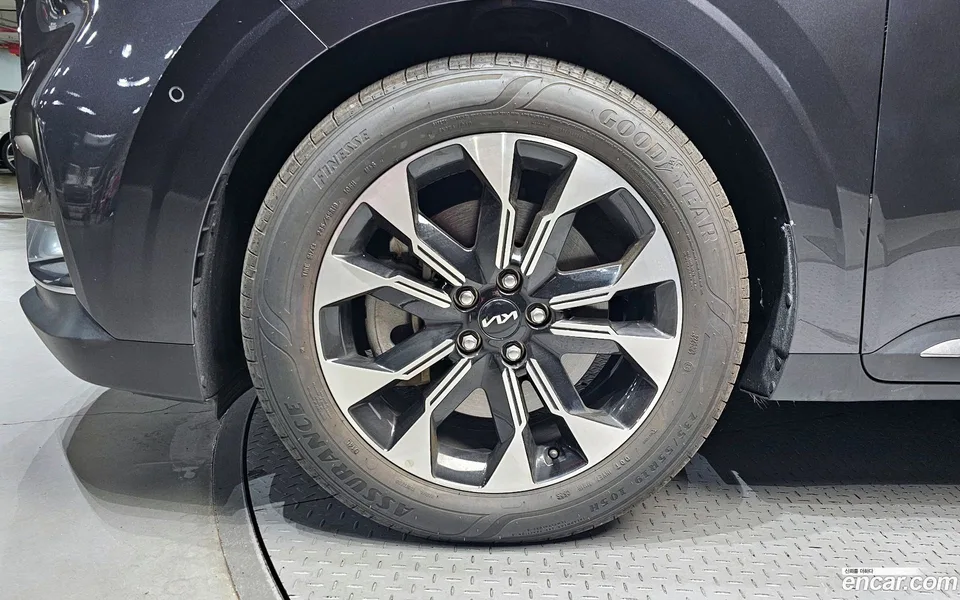 Kia Carnival 9 2022 — thumbnail 5