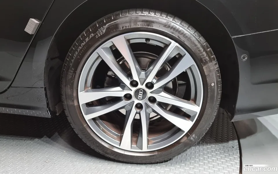 Audi A6 40 TDI 2023 — миниатюра 2