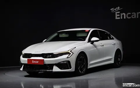Kia K5 2024 купить в Москве