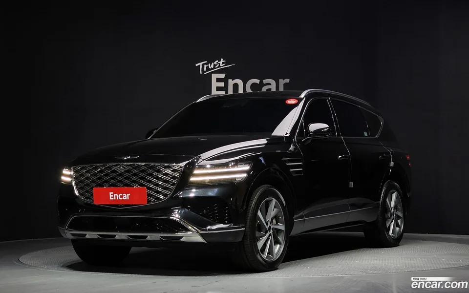 Genesis GV80 2.5T AWD 2023 — фото 1, купить с доставкой в Москву