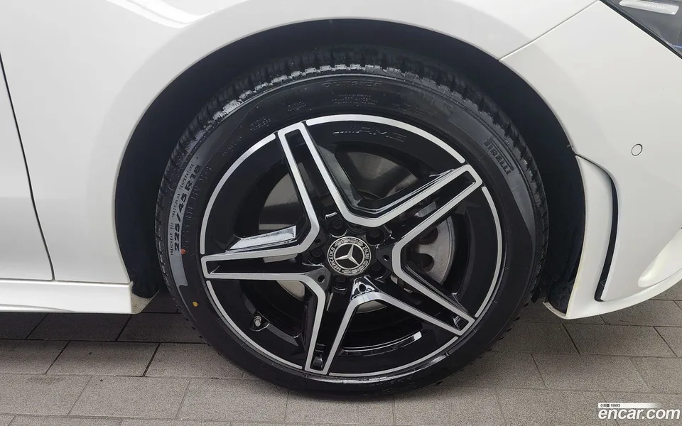 Mercedes-Benz CLA-Class CLA250 4MATIC 2022 — миниатюра 2