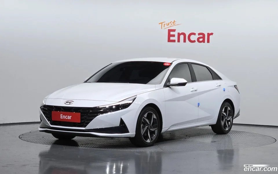 Hyundai Avante 1.6 2023 — фото 1, купить с доставкой в Москву