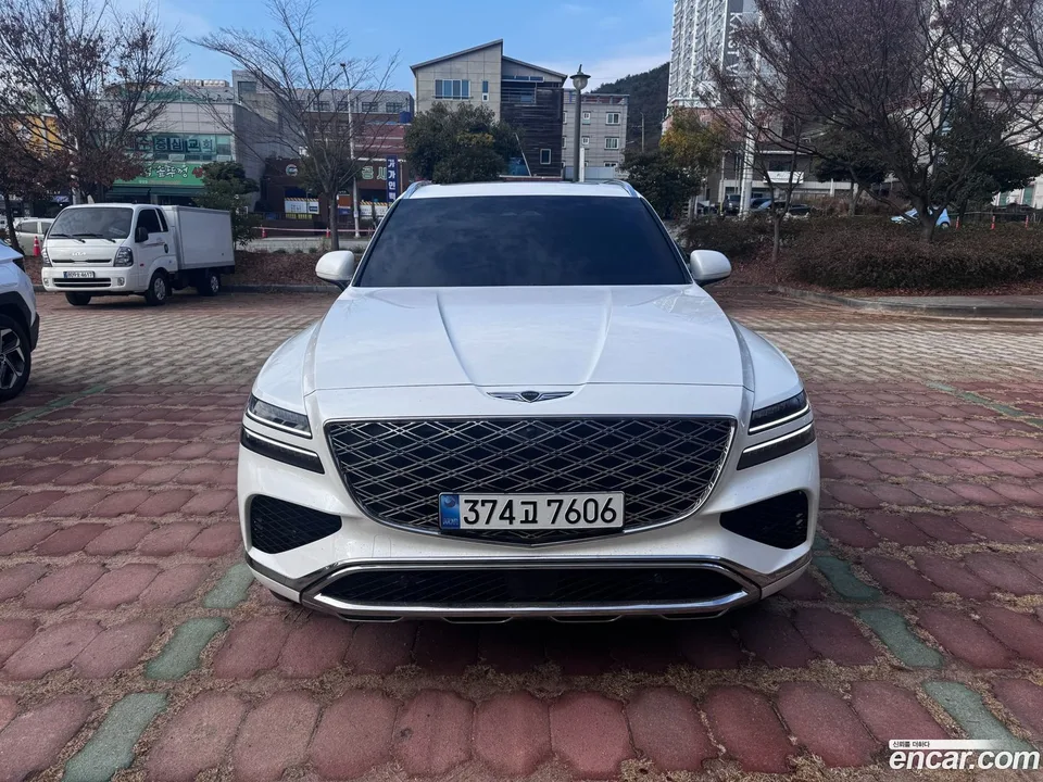 Genesis GV80 2.5T AWD 2025 — фото 1, купить с доставкой в Москву